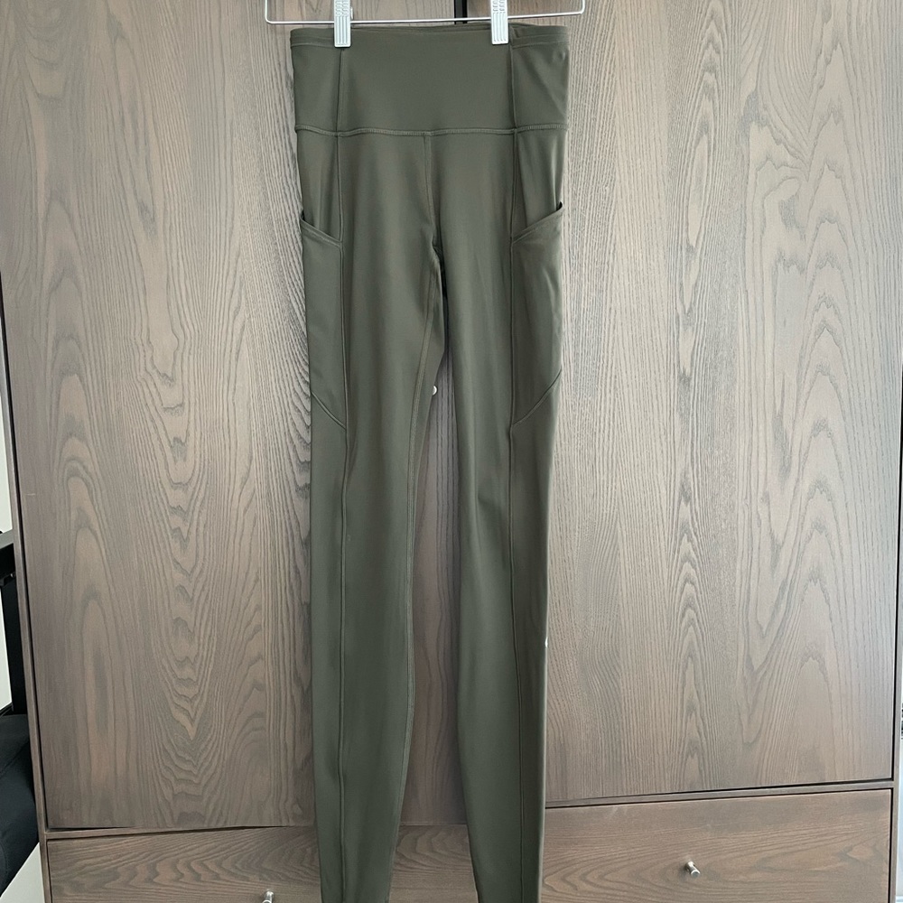 VERY LAST BRAND NEW W/O TAGS Lululemon Fast and Free Tight Dark Olive Size 4 31”